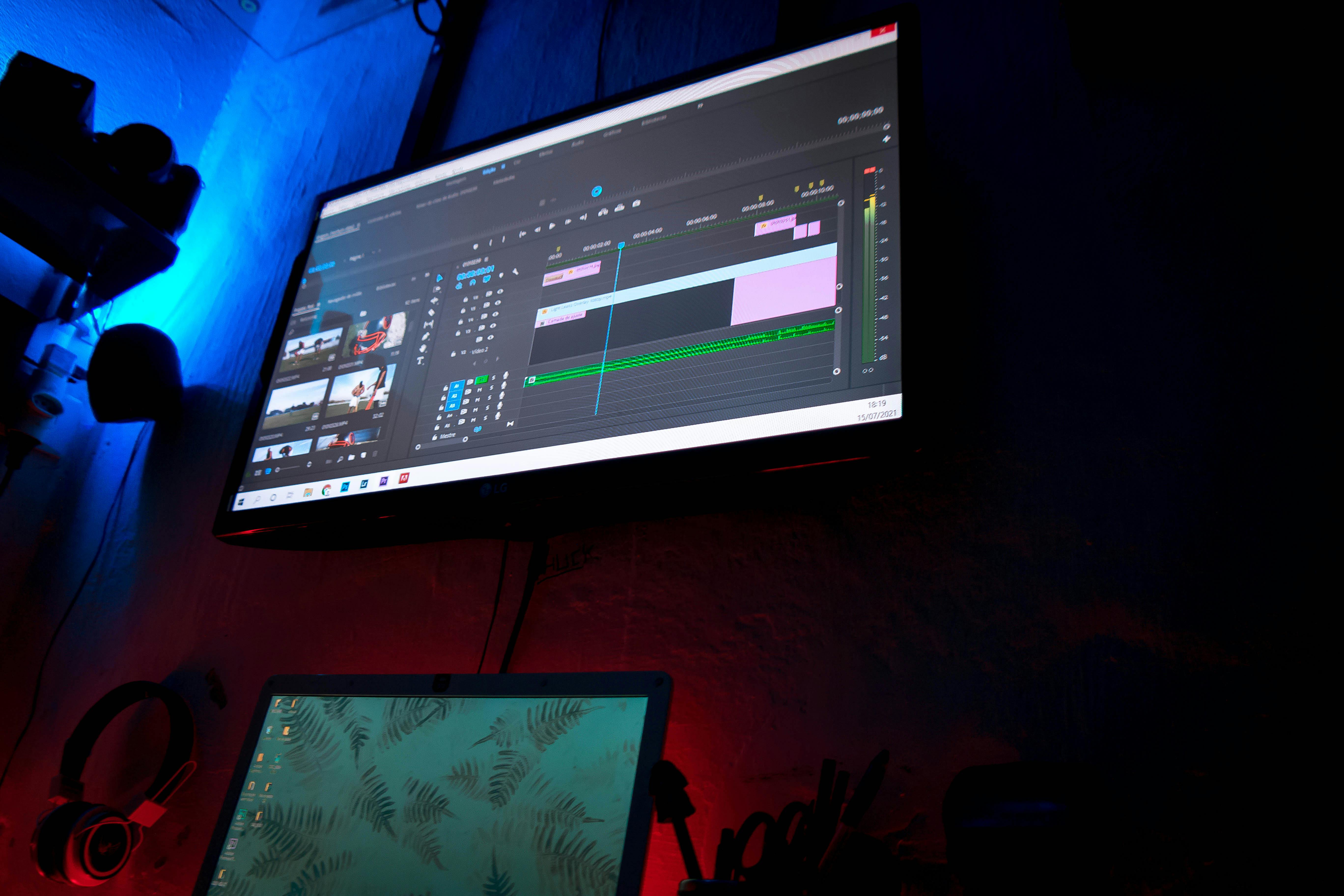 Why Robotic Voices Kill Engagement: The Real Power of Emotional, Native-Level Video Dubbing