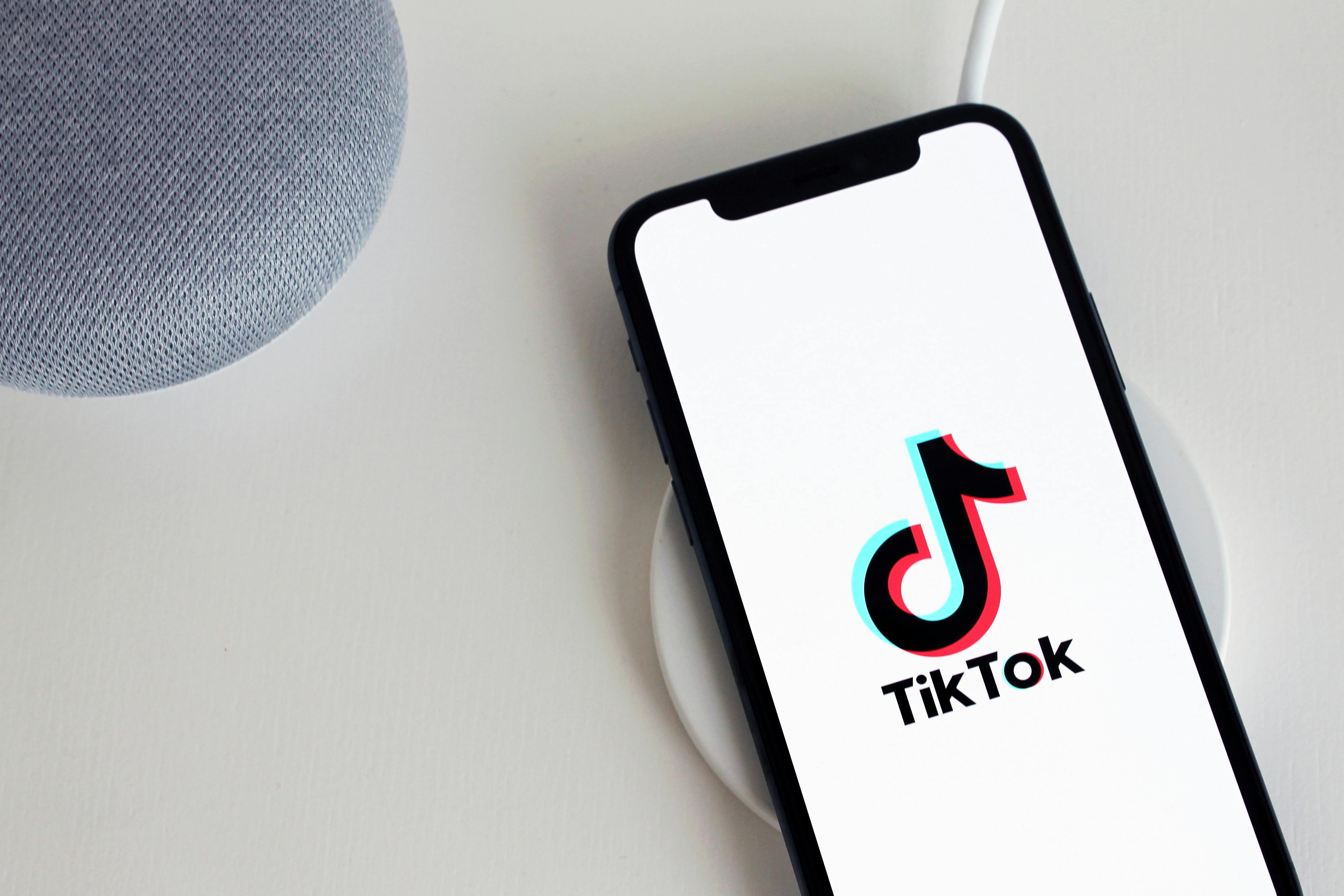 Master the First 3 Seconds: Professional Translation for TikTok/Reels Short Dramas That Actually Hooks Viewers