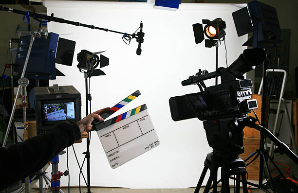 How Bilingual Subtitles Quietly Boost Completion Rates in Educational Videos