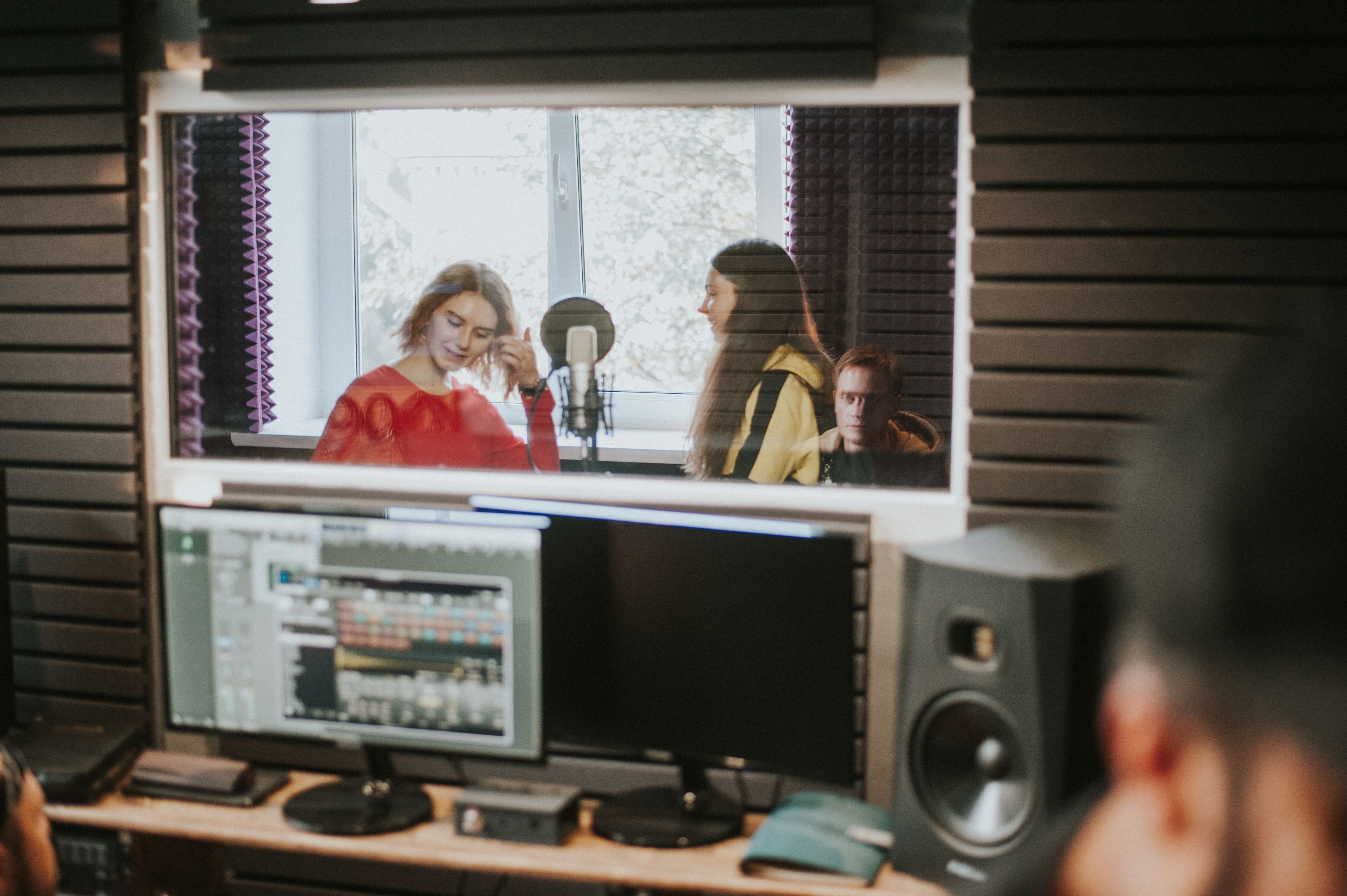 Keeping the Writer’s Voice Intact: Film Script Translation for Global Screens