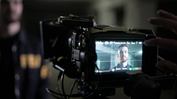 How Vertical Short Drama Hooks Survive Translation and Keep Overseas Viewers Watching